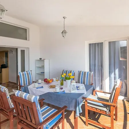 Apartment Goge Omis